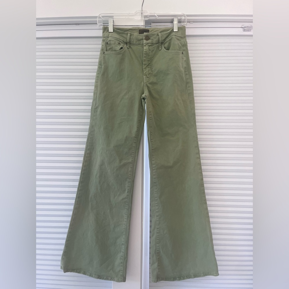 MOTHER The Roller Killing time 25 Olive Green Cypress Lightweight wide leg Jean